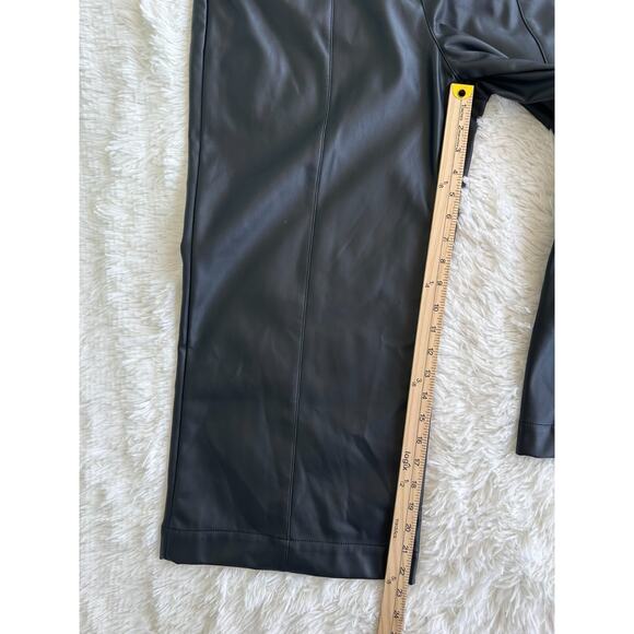 BCBG NEW YORK Faux-Leather Cropped Pants Women's Black Slash Pockets Size 10 - Picture 5 of 14